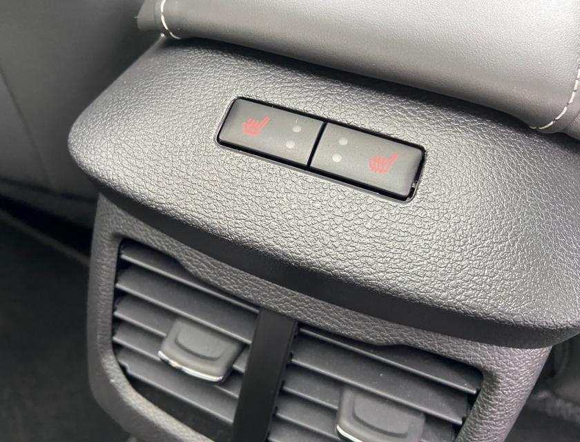 Ford Mondeo Photo d2897ab1-6fff-4e35-82ec-0a79e01380fd.jpg