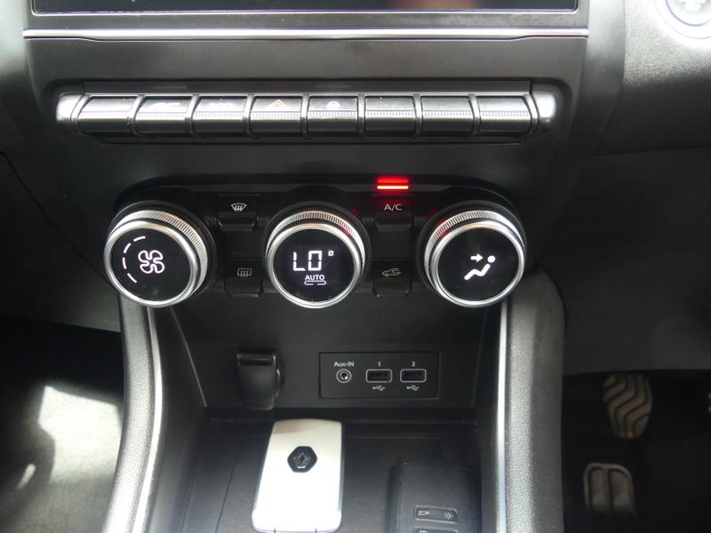 Renault Captur Photo d2c1198d-14cc-40a4-b883-0b8b5ffc3709.jpg