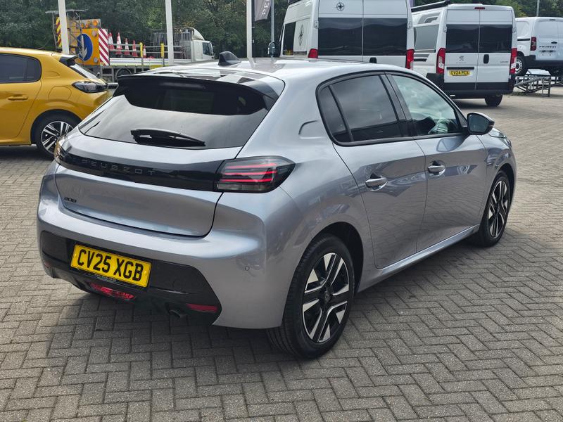 2025 25 PEUGEOT 208