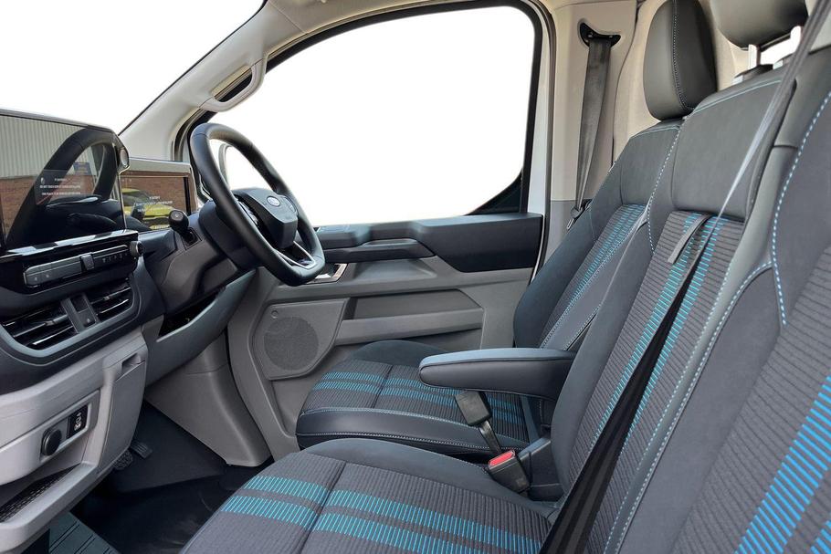 Used Ford TRANSIT CUSTOM CUSTOMSPORT3 11
