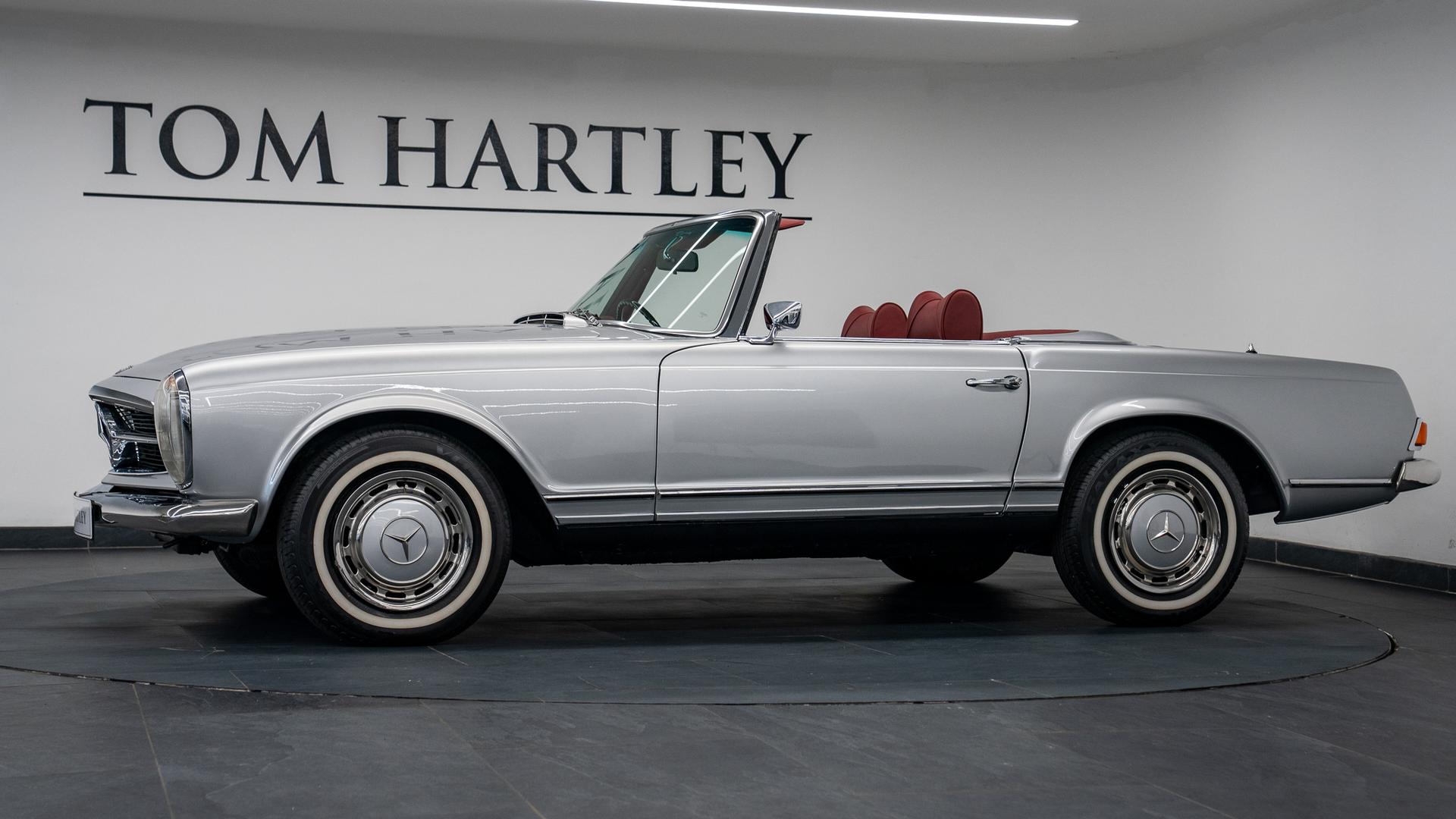 Mercedes-Benz 280 SL Photo d2dd42e5-e017-4204-8146-de5302feb65d.jpg