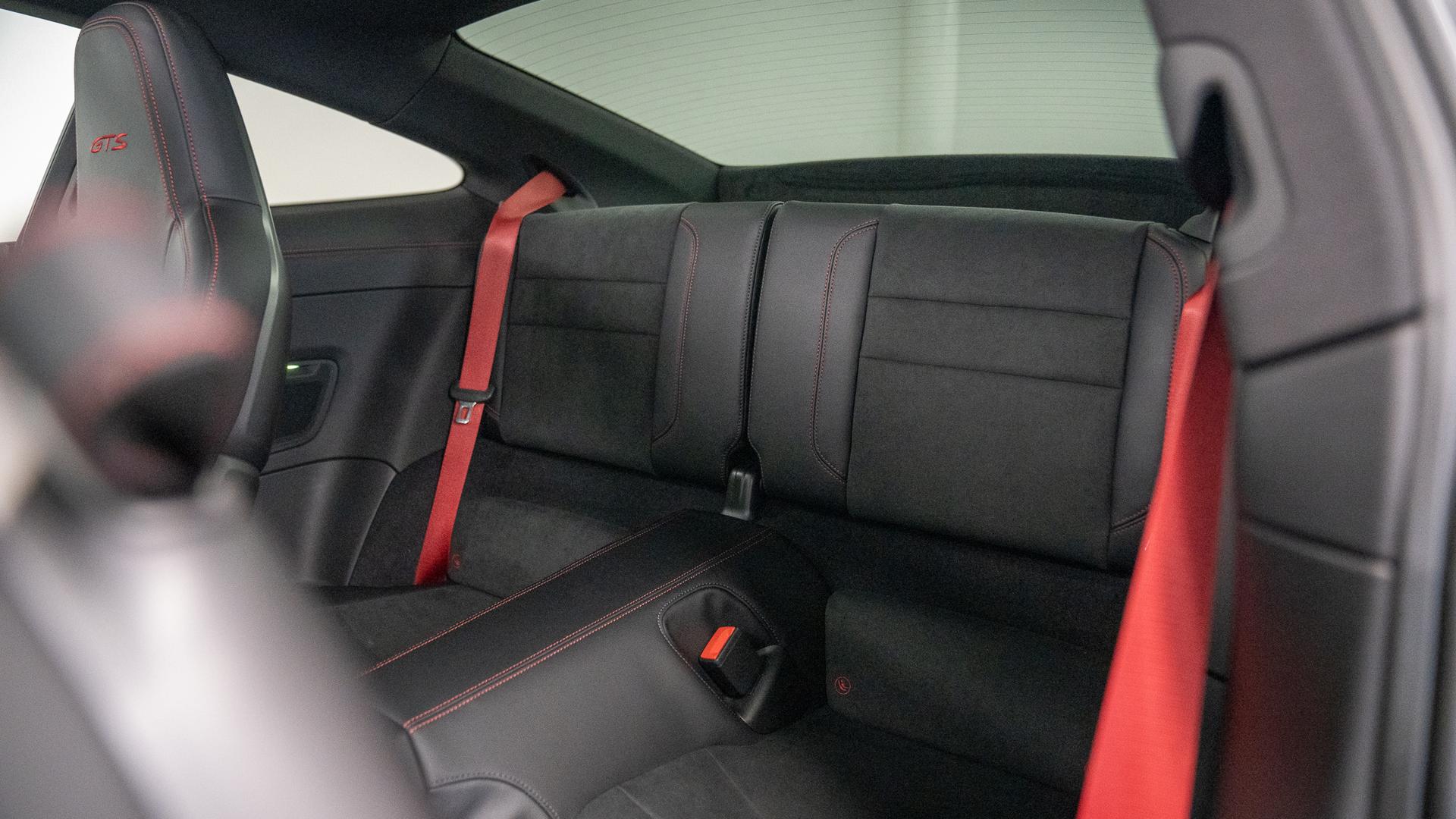 Porsche 911 Photo d2e3b970-2a2d-48ba-a9de-67a75eb788d6.jpg