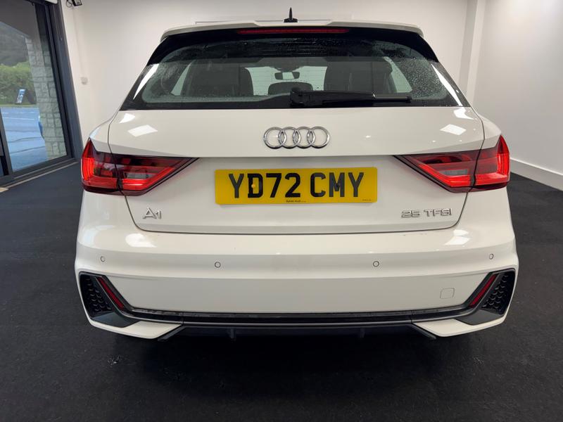 Audi A1 Photo d2f8f93a-1bed-48ce-8b6a-9708cf9f825a.jpg