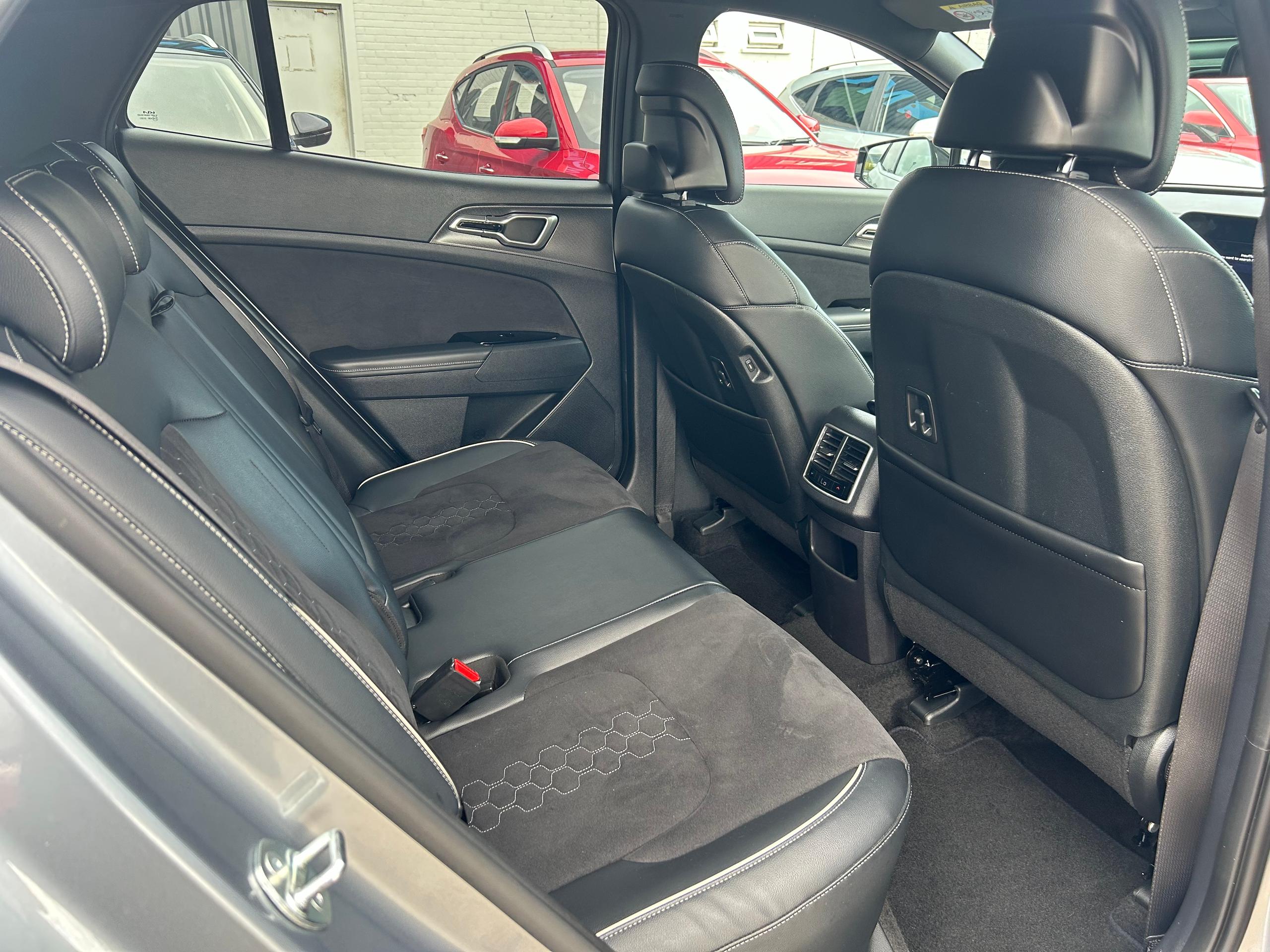 2023 Kia SPORTAGE 1.6T GDi ISG GT-Line 5dr - vehicle photo 8 for sale on PureCar