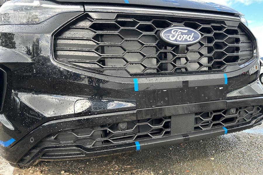 Ford TRANSIT CUSTOM Photo d3040780-5ffe-46f8-b6f4-903fb7e34727.jpg