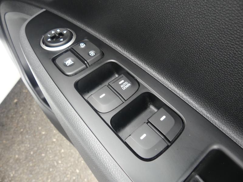 Hyundai i10 Photo d32032da-2e7c-4013-a9fd-ae6ed7a5021e.jpg