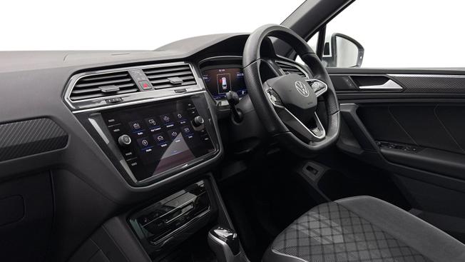 VOLKSWAGEN Tiguan Photo 2