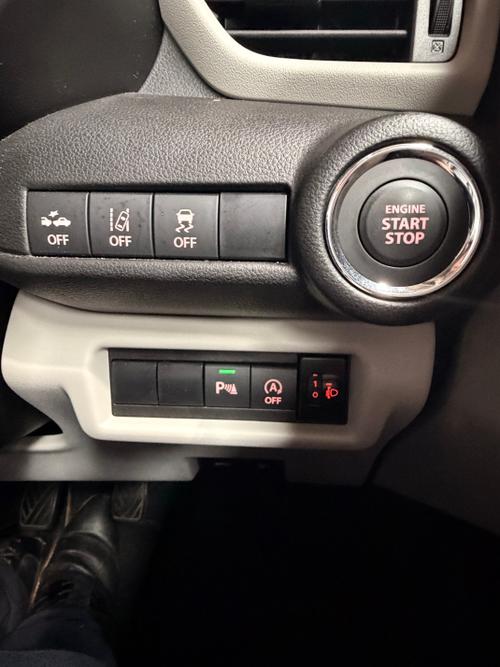 Suzuki Swift Photo d351d5d6-e65b-4547-90fd-79e5923d2298.jpeg