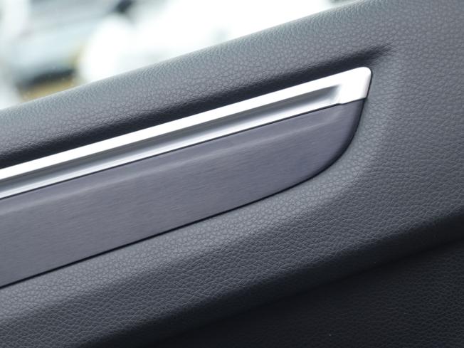 PORSCHE Macan Photo 17