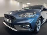Ford Focus Photo 4
