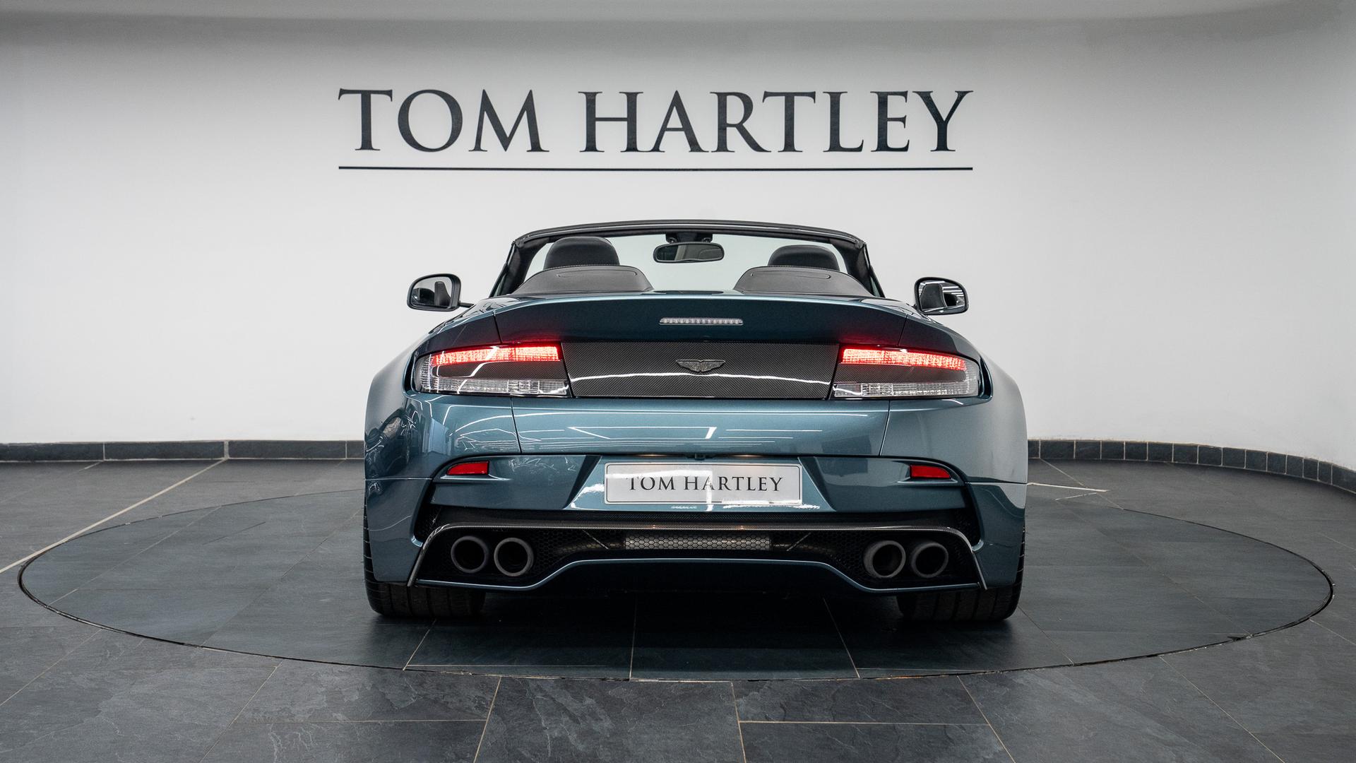 Aston Martin Vantage Photo d37ff950-a1c9-47e8-ad75-325d974634bf.jpg