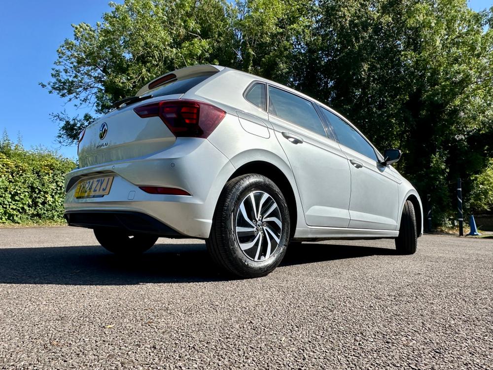 Used Volkswagen Polo YH24ZYJ 13