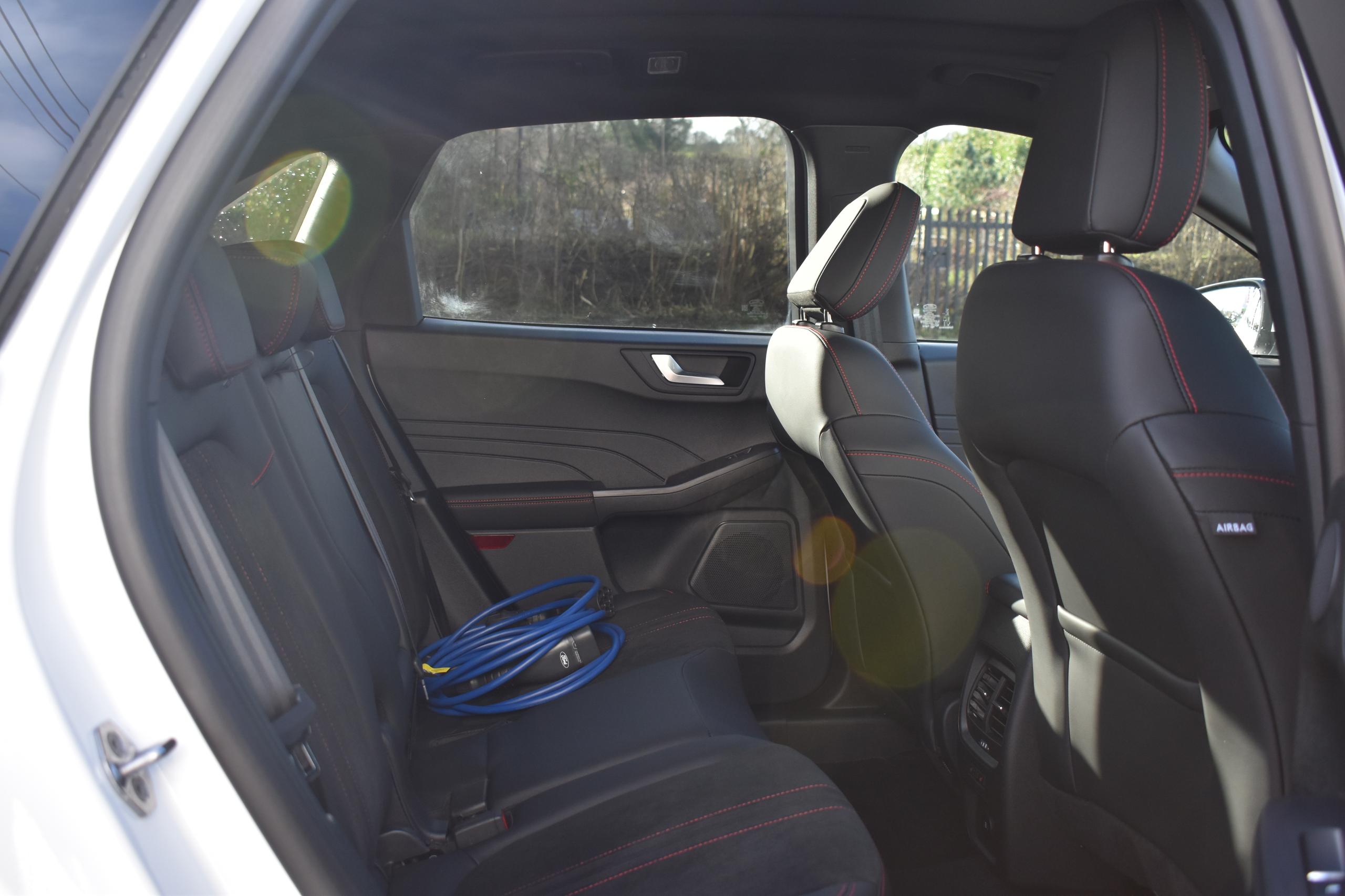 Used Ford KUGA EN74OPT 21