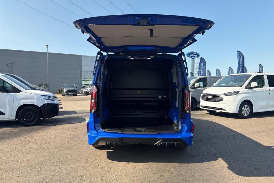 Ford TRANSIT CUSTOM Photo d3a97a63-1566-4d8c-b04d-aeecf73037db.jpg