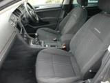 Volkswagen Golf Photo 15