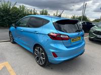 Ford Fiesta Photo 5