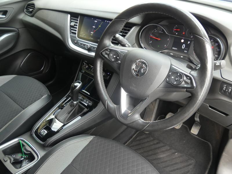 Vauxhall Grandland X Photo d3b54f06-a374-4dea-8978-c97c971957c4.jpg