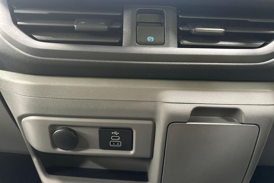 Ford TRANSIT CUSTOM Photo d3b709af-46cf-401d-89ca-ac658147f60b.jpg