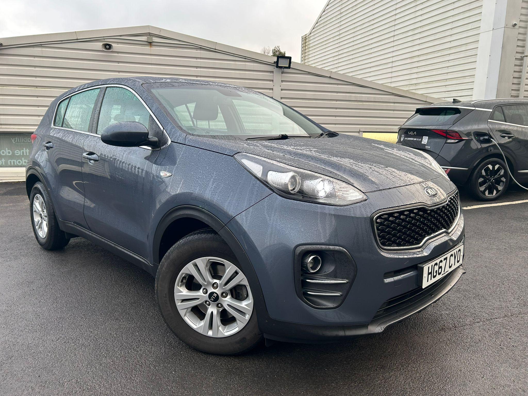 Kia Sportage 1.7 CRDi 1 in Planet Blue 10 494