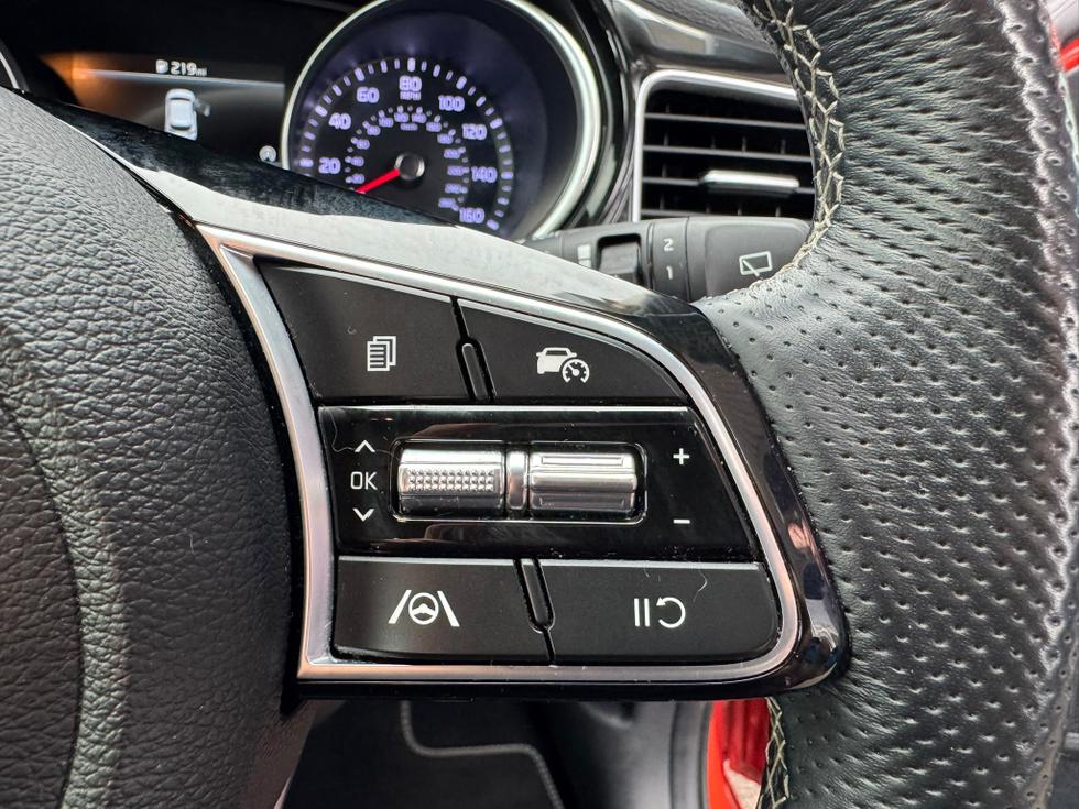 Kia Ceed Photo d3c30445-1bb6-4e46-8384-ccd689a5691e.jpeg