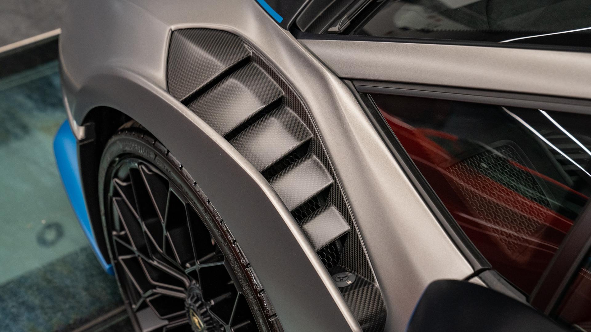 LAMBORGHINI Huracan Photo d3d0df77-99d4-4359-814a-9b29a1afa5c7.jpg