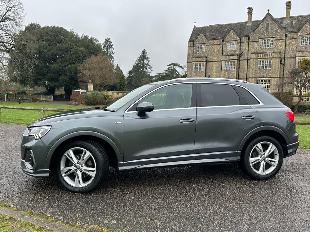 Used Audi Q3 AO69RUH 11