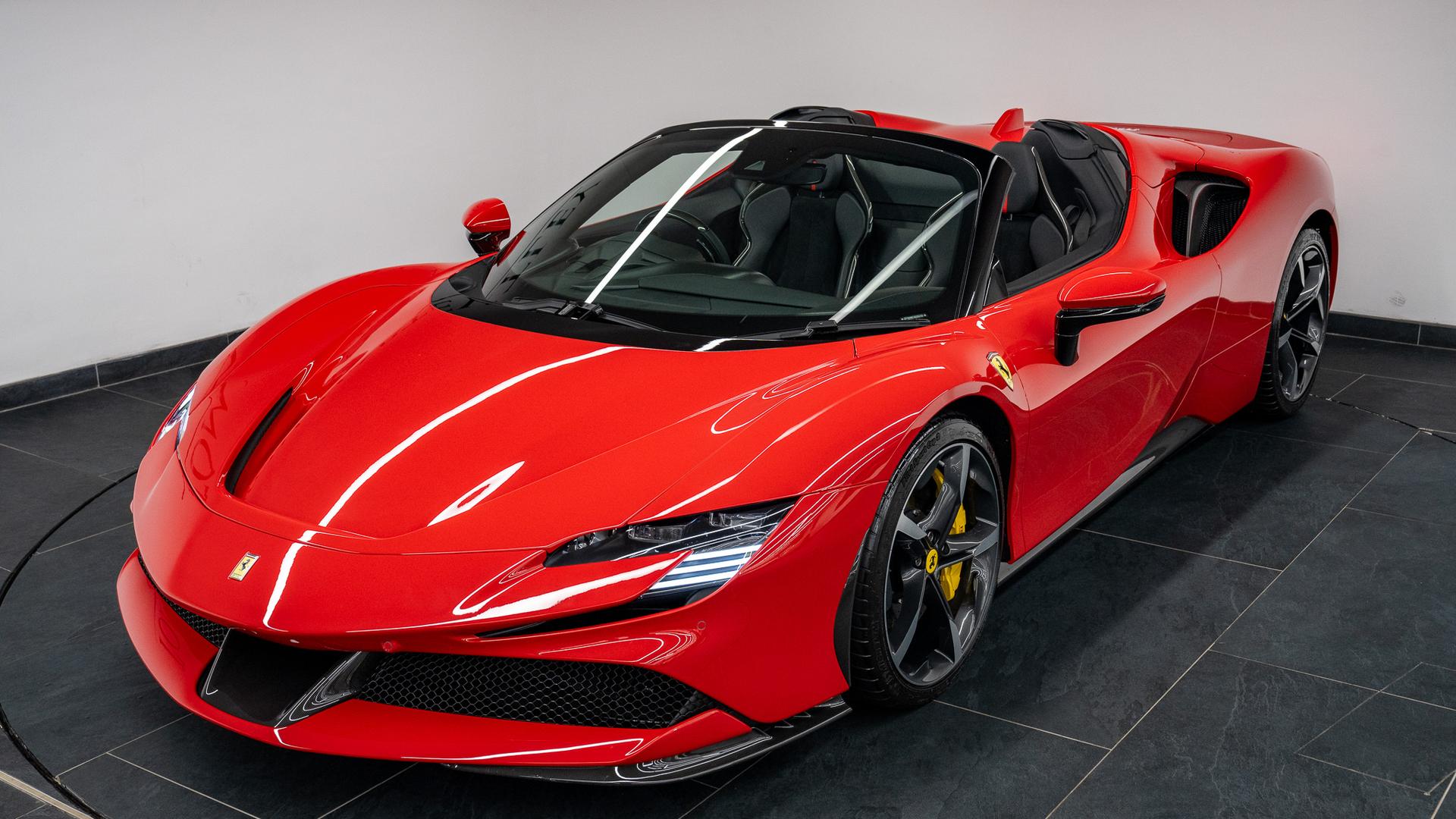 Ferrari SF90 Photo d3efd4ed-27de-4577-9cc9-d49ad3493f1b.jpg