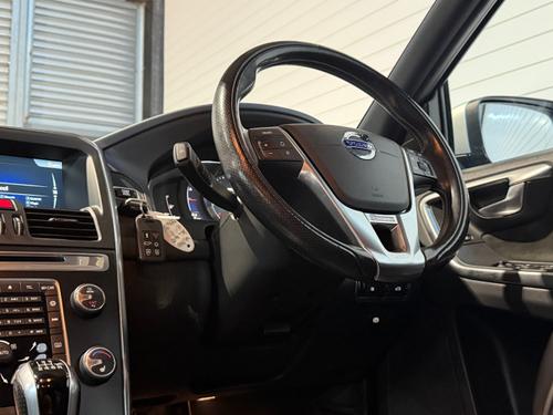 Volvo XC60 Photo d3f2f2ad-7119-4ec6-8e0a-b5f24694972f.jpeg