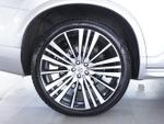 Volvo XC90 Photo 1