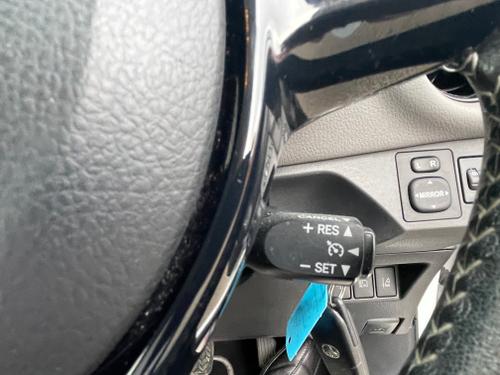 Toyota Yaris Photo d404ac6f-5bdf-42c2-a4fa-e737320528b5.jpeg