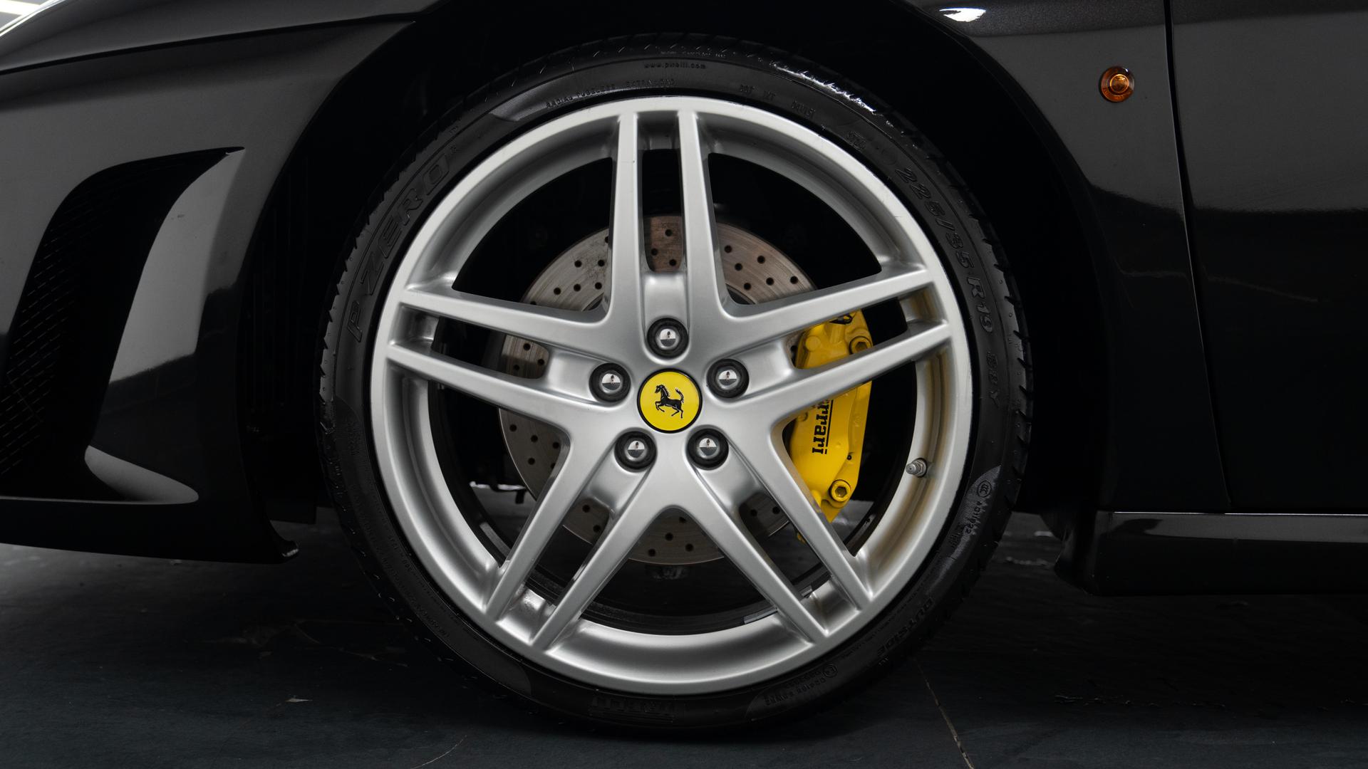 Ferrari F430 Photo d40af11f-c371-4a39-95d9-946b7b2c768f.jpg