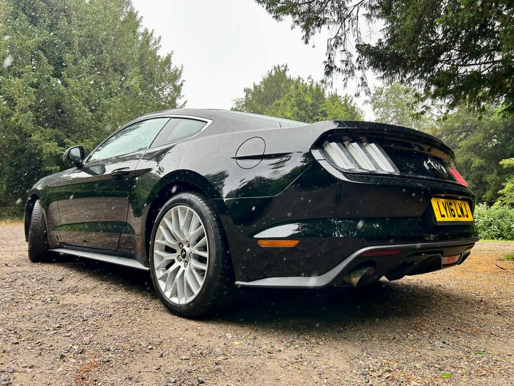 Used Ford Mustang LY16LWJ 9