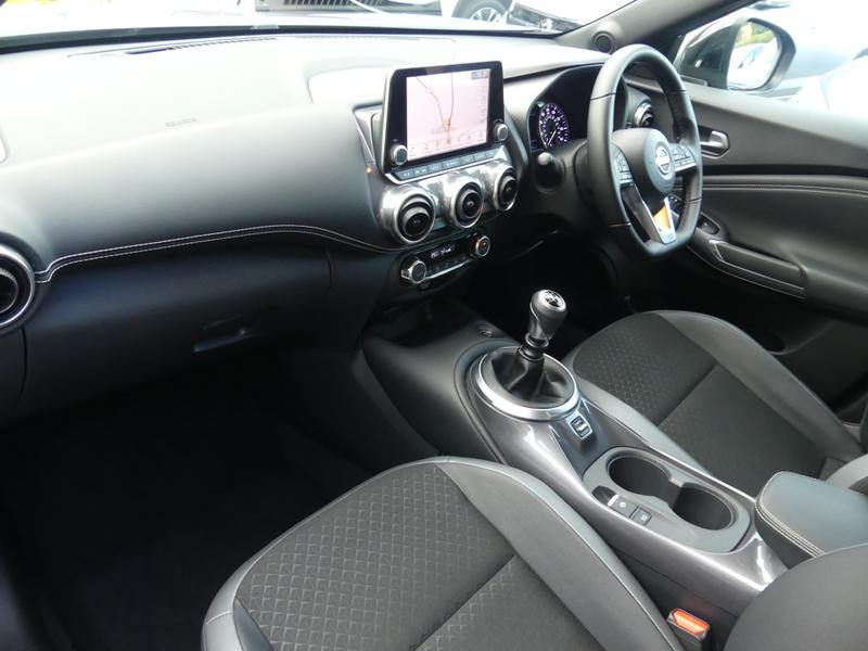 Nissan Juke Photo d42e8876-25c6-4e95-95b9-618190bf132a.jpg