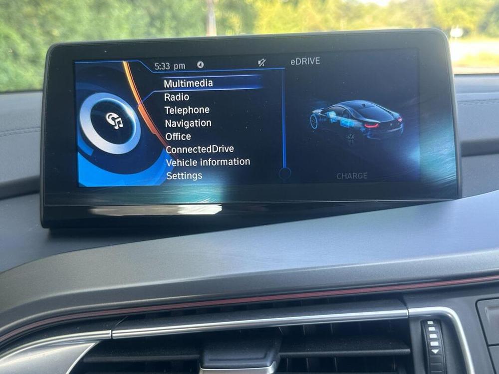 Used BMW i8 LF16LPA 26