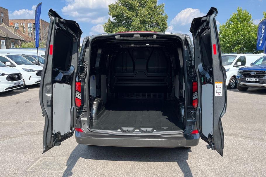 Used Ford TRANSIT CUSTOM CUSTOM42 7