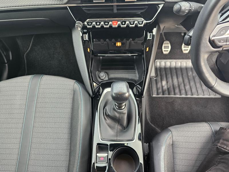 2023 73 PEUGEOT 208