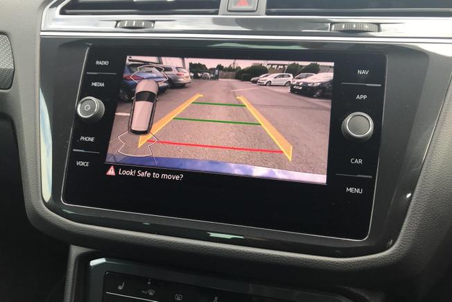 VOLKSWAGEN Tiguan Photo 27