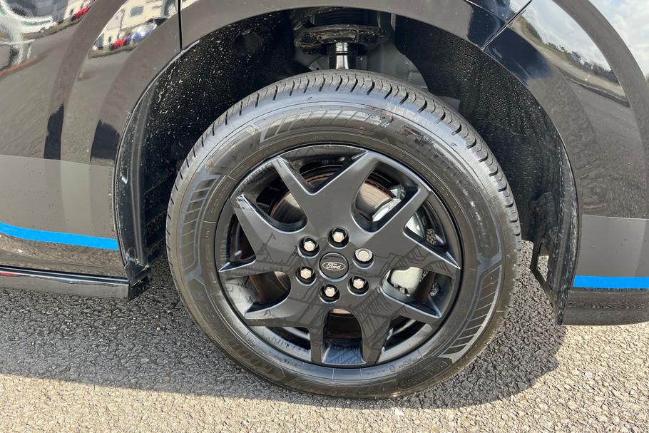 Used Ford TRANSIT CUSTOM L2DCIVSPORT1 24