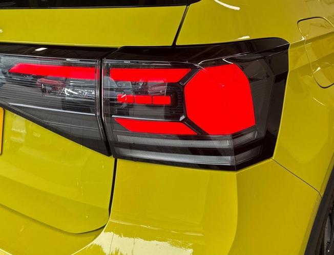 Volkswagen T-CROSS Photo 36