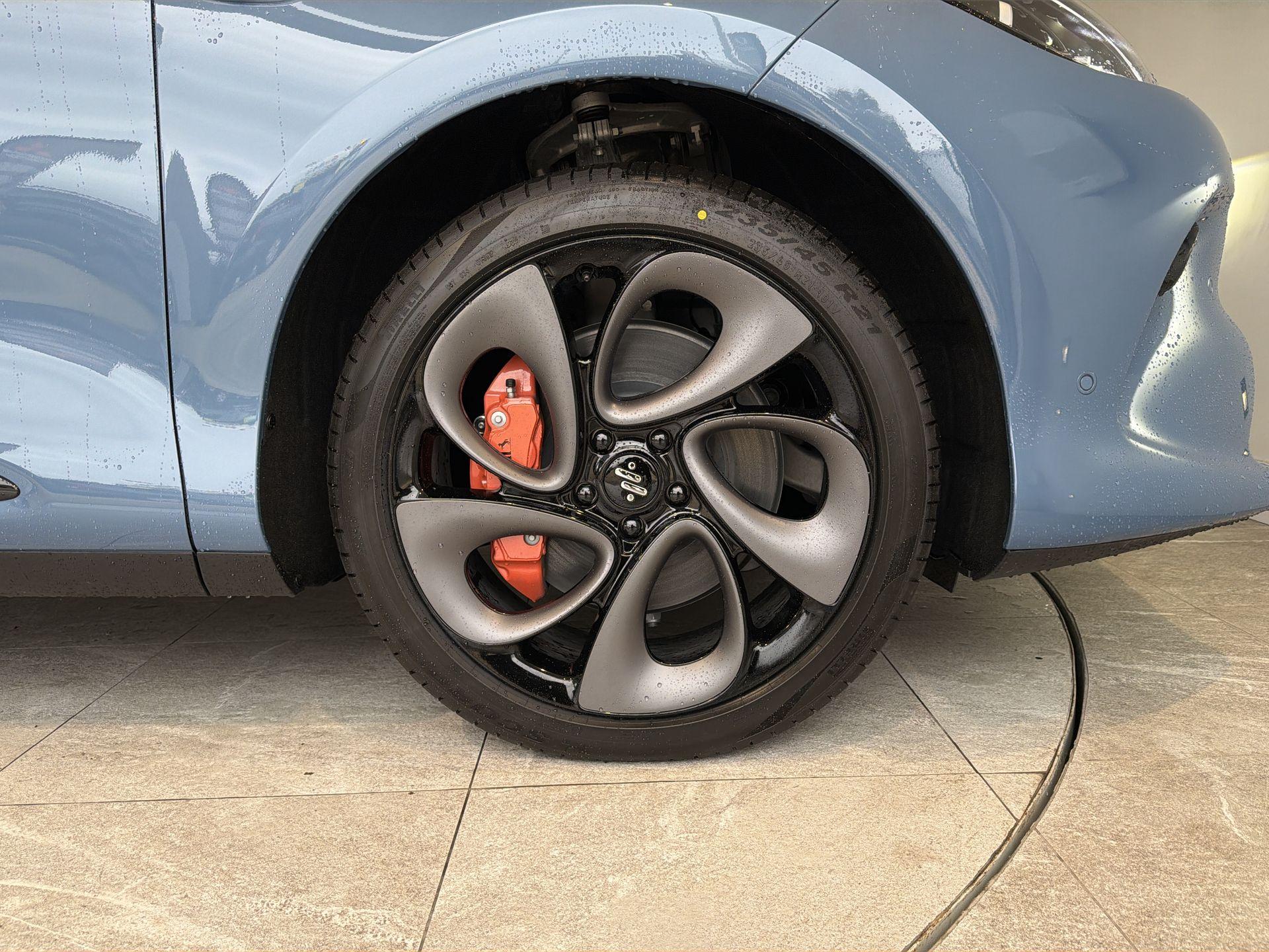 2026 MG Im6 Launch Edition 100kWh - vehicle photo 7 for sale on PureCar