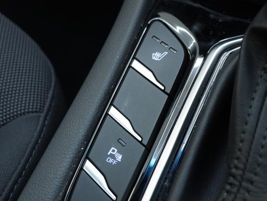 Hyundai IONIQ Photo d475c39e-87f5-429b-84de-93e4f15c5261.jpg