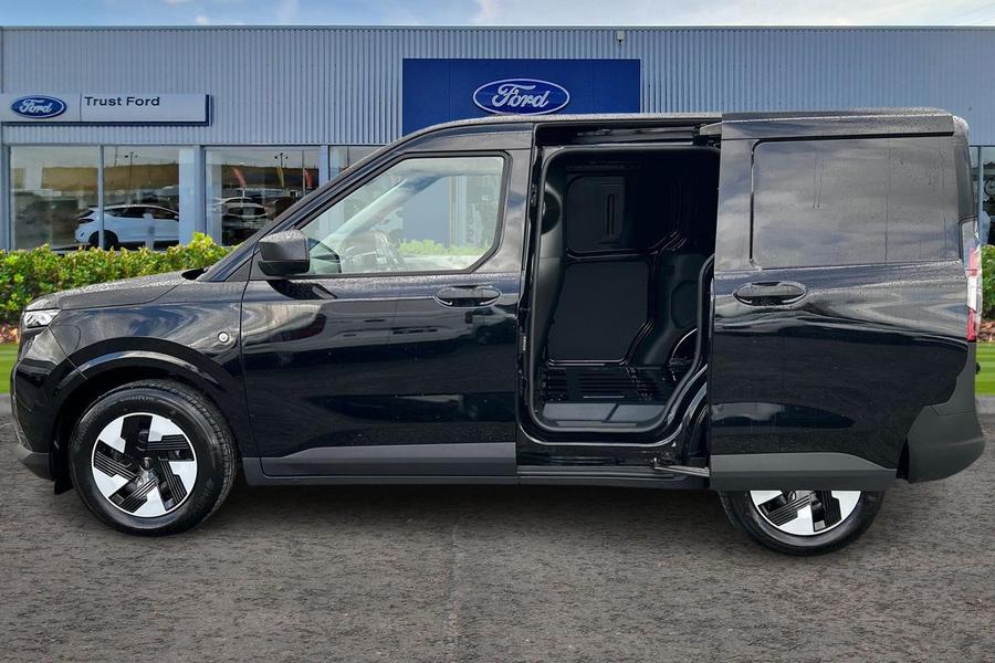 Ford E-TRANSIT COURIER Photo d47fd50f-fad4-4323-aed3-97cafd8166c3.jpg
