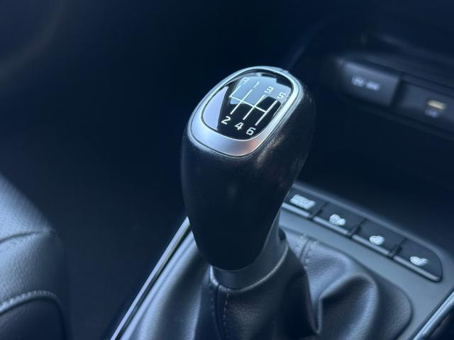 Kia Stonic Photo d4820d6f-de30-42f4-8e13-d275bba52668.jpg