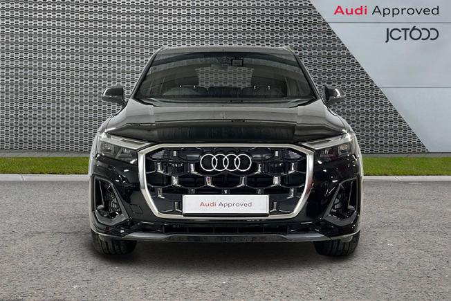 AUDI Q7 Photo 9