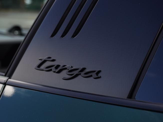PORSCHE 911 Photo 60