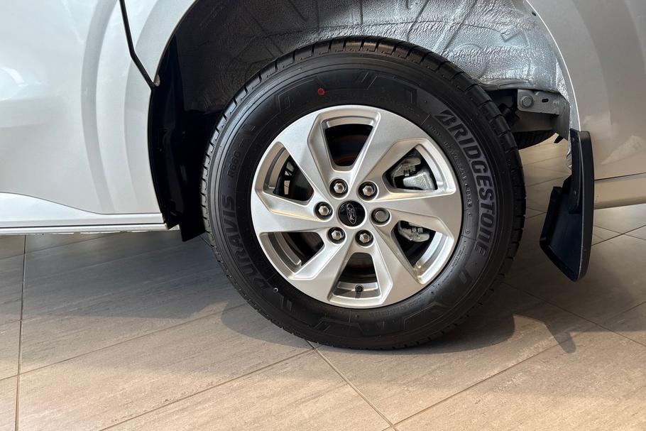 Used Ford TRANSIT CUSTOM CUSTOMPHEV03 24