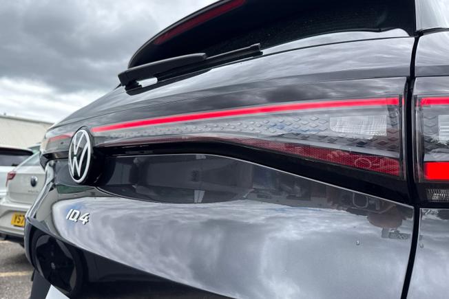 VOLKSWAGEN ID.4 Photo 48