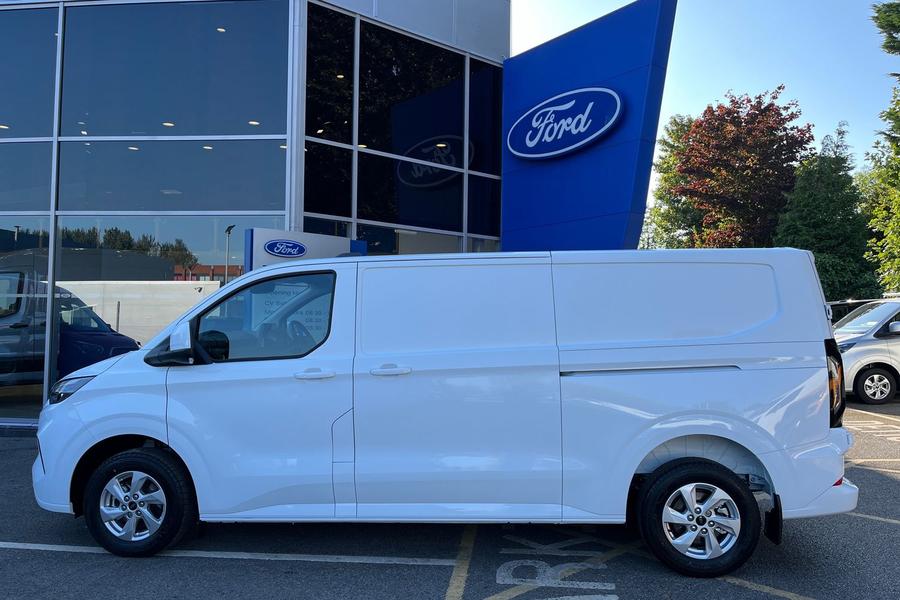 Ford TRANSIT CUSTOM Photo d4c13d26-c5a2-4820-922b-f2a7f447ee0f.jpg