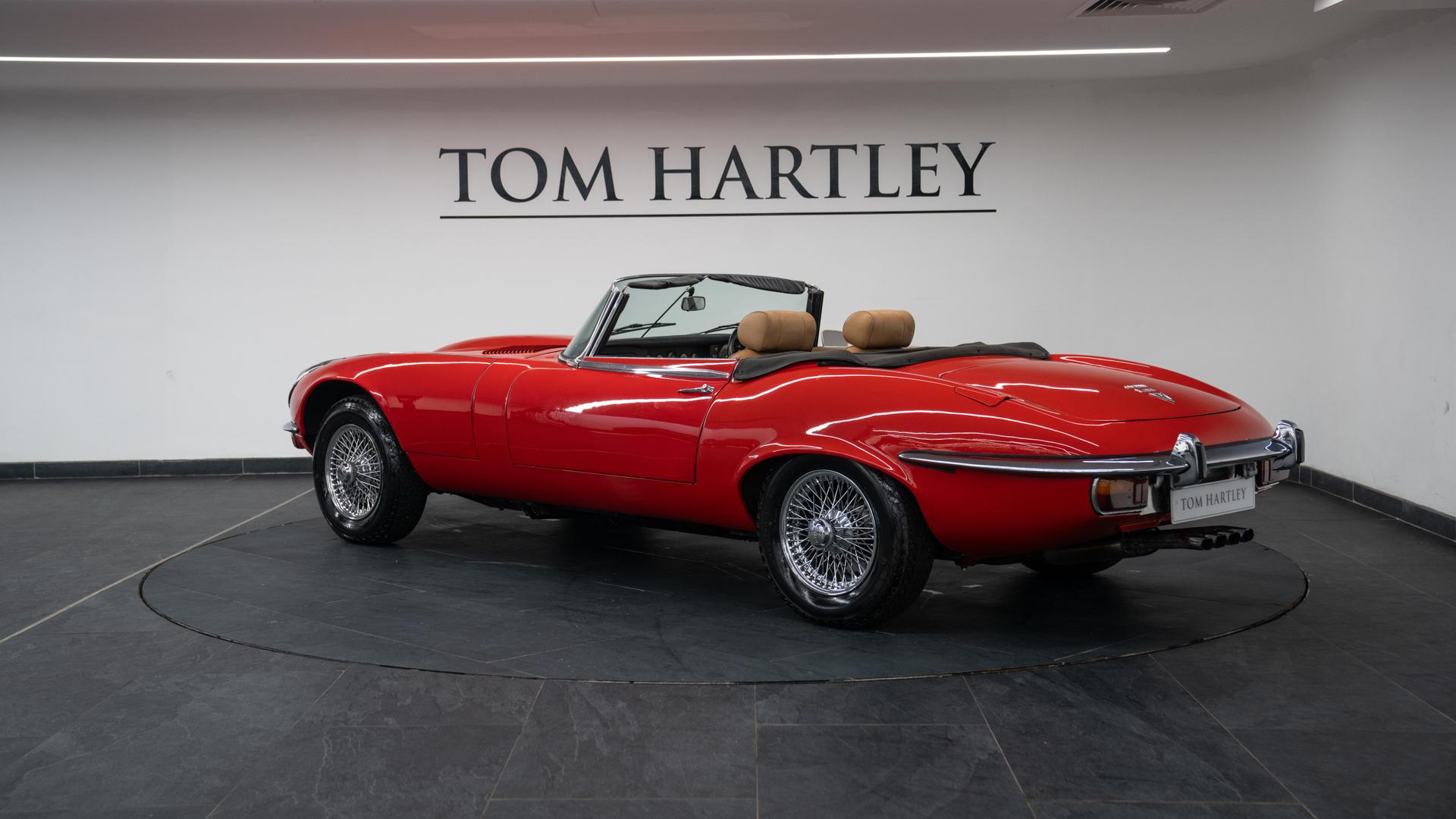 Jaguar E-Type Photo d4d65b81-40e0-46ac-a4ea-95442aefb242.jpg