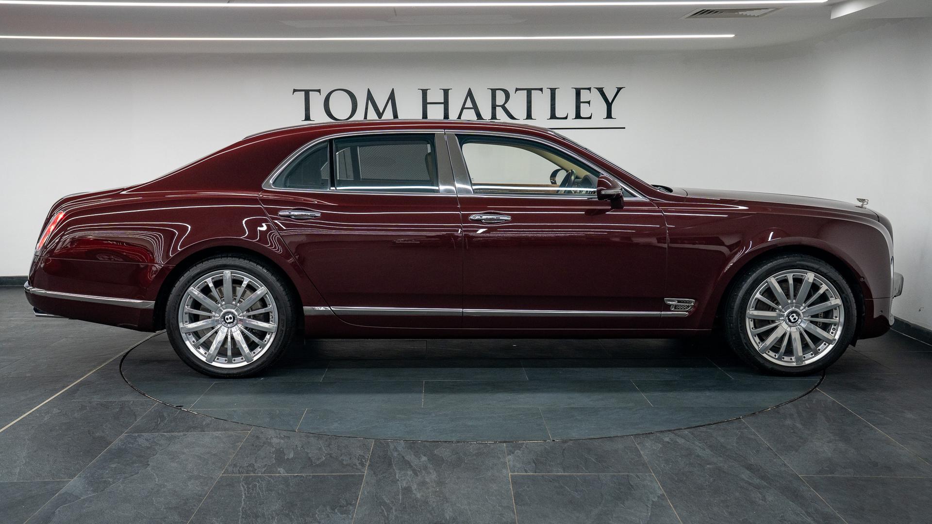 Bentley Mulsanne Photo d4e01e9d-0cfb-44ac-a44a-c3bc084eceda.jpg